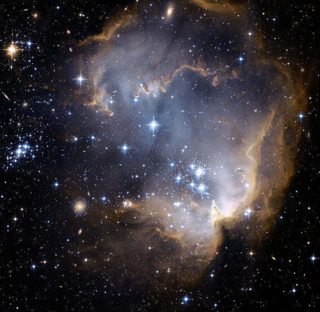 NGC 602 a dál