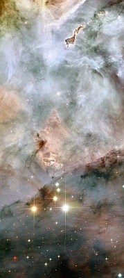 Hmotné hvězdy rozlišené v mlhovině Carina  